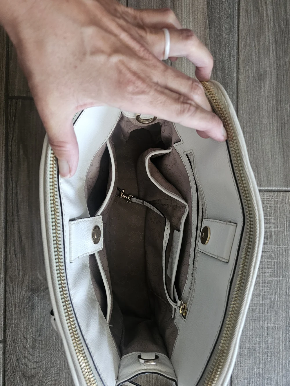 Michael Kors elegant michael